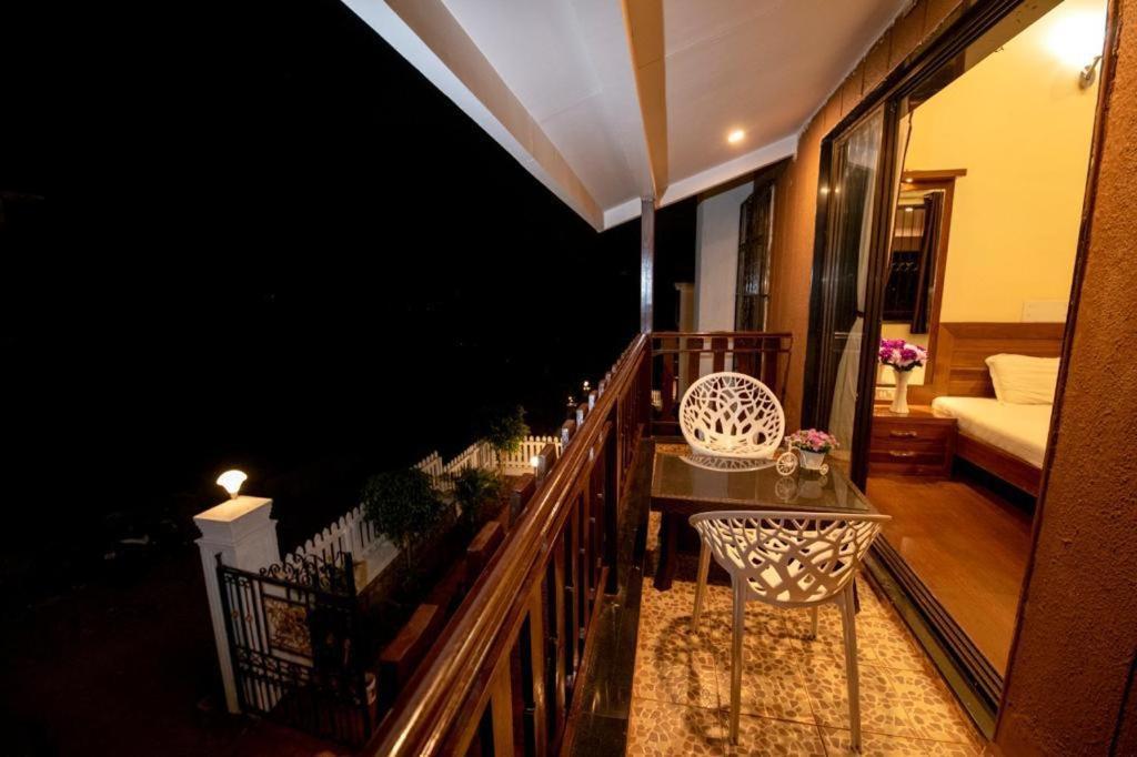 Paramount 3 Ac Bedrooms Hall Garden With Lake View Panchgani Exterior photo