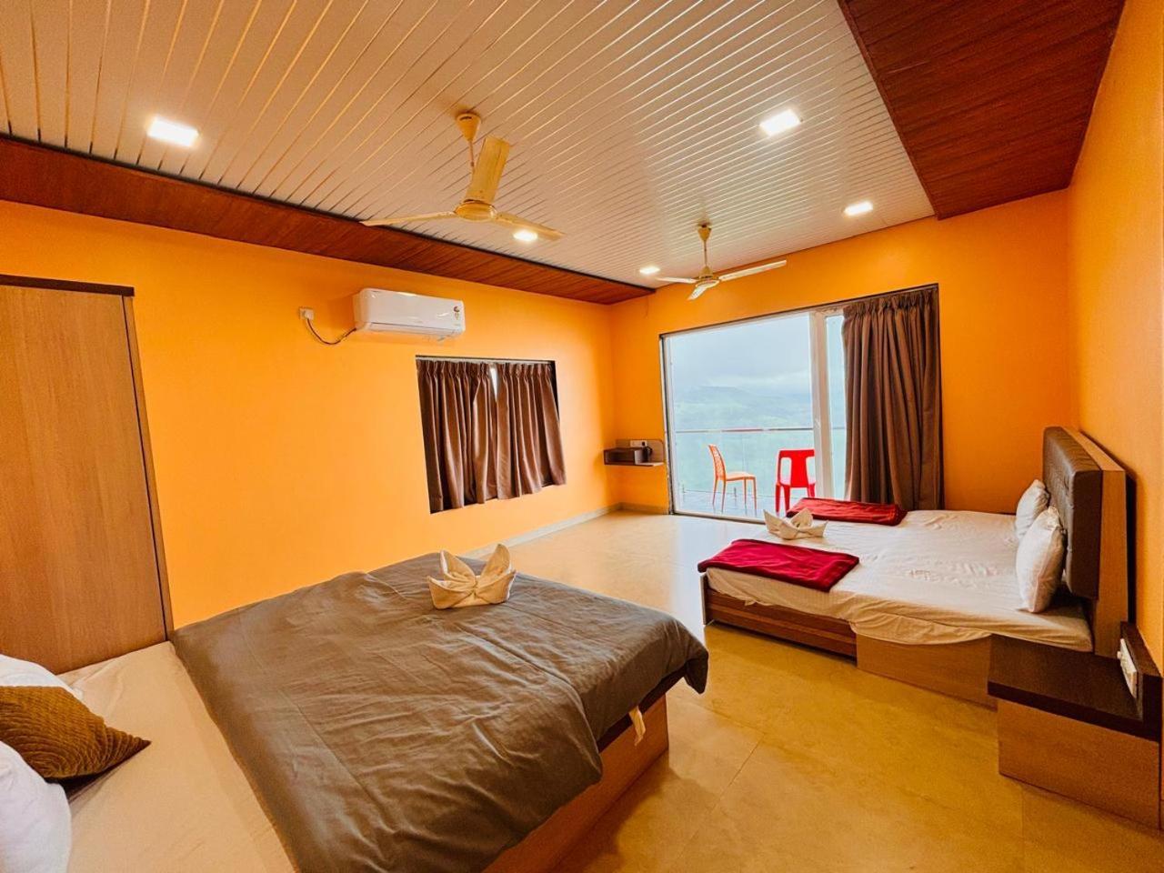 Paramount 3 Ac Bedrooms Hall Garden With Lake View Panchgani Exterior photo