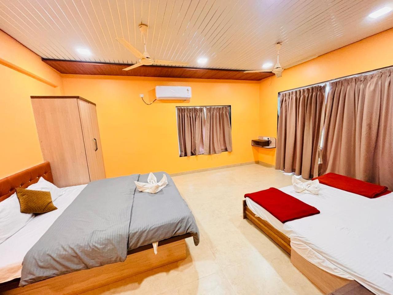 Paramount 3 Ac Bedrooms Hall Garden With Lake View Panchgani Exterior photo